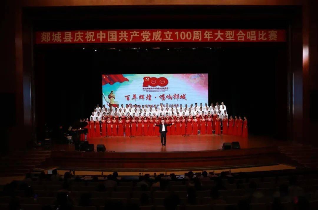 新疆霍尔果斯口岸果蔬出口迎今年首个高峰